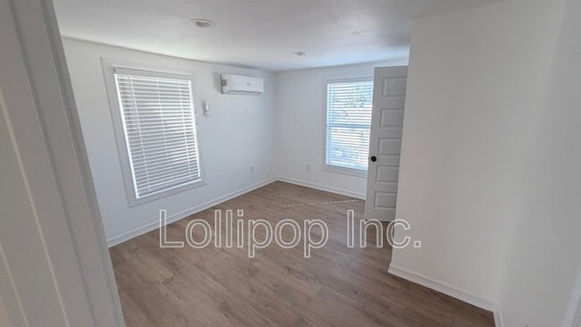 Building Photo - 2615 Sam Wilson St