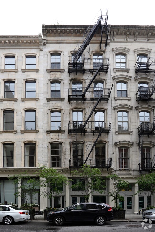 Primary Photo - Dragon Estates Condominiums