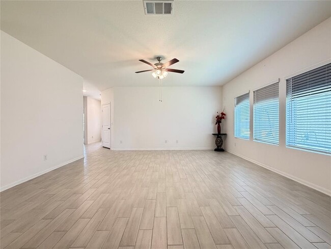 Building Photo - 1104 Whippletree Trl