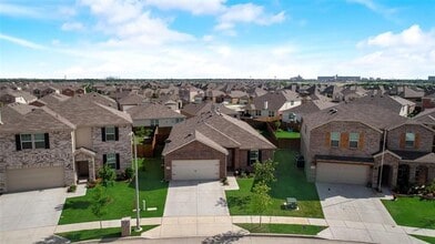 Building Photo - 2308 Bermont Red Ln