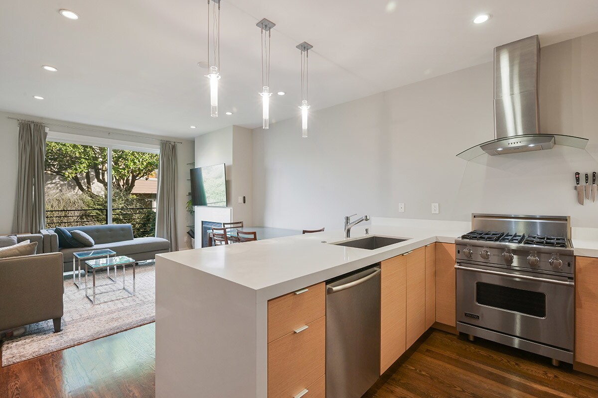 Foto principal - 28 Parker Ave