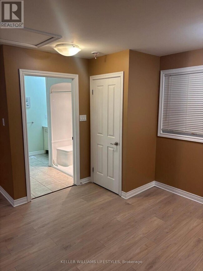 Photo du bâtiment - 1200 Hamilton Rd