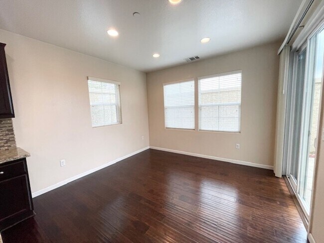 Foto del edificio - Livermore Home Available Now!