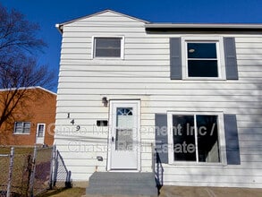 Building Photo - 149 Hayes Ave