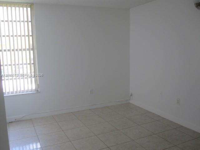 Foto del edificio - 8810 Fontainebleau Blvd