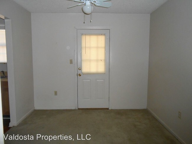 Building Photo - 3 br, 3 bath House - 816 Baytree Drive