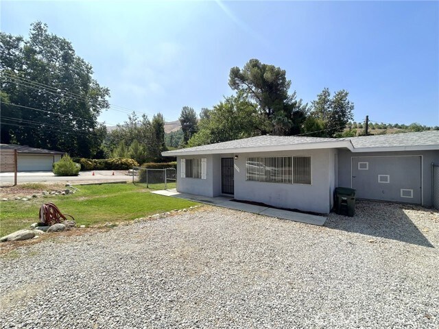 Foto del edificio - 1285 Garnet St