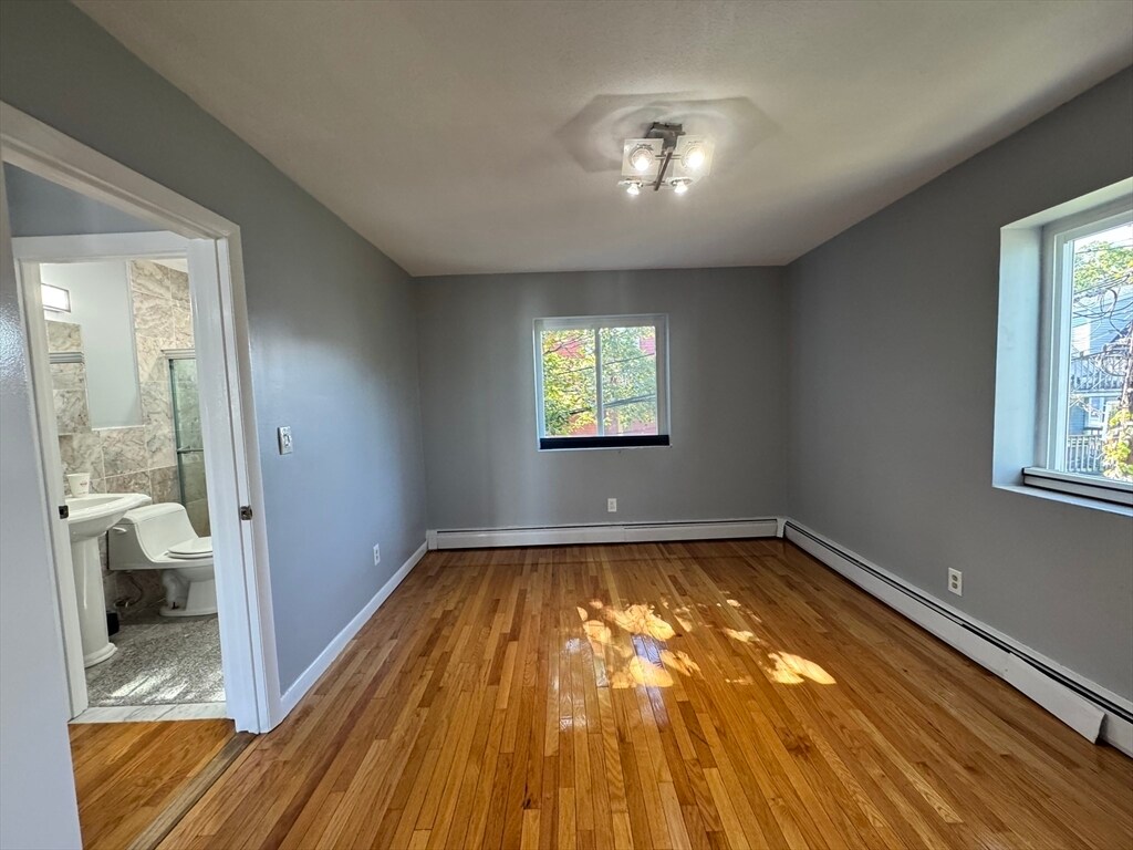 Foto principal - 549 Adams St