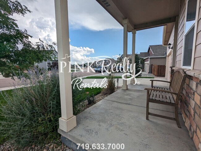Building Photo - Beautiful Lorson Ranch Home with 4 Bedrooms!