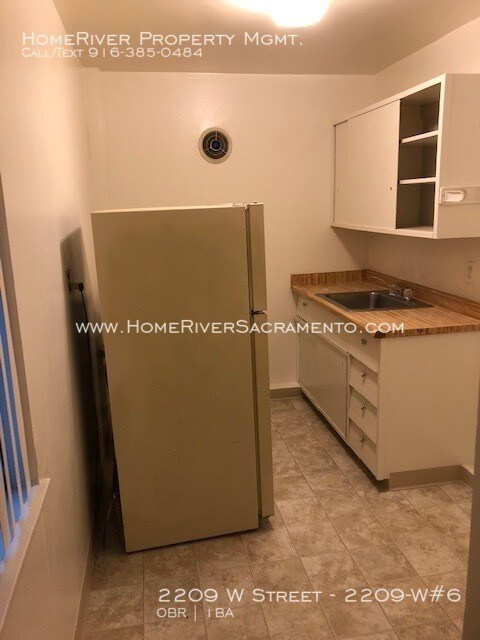 Foto del edificio - Midtown Studio Apartment
