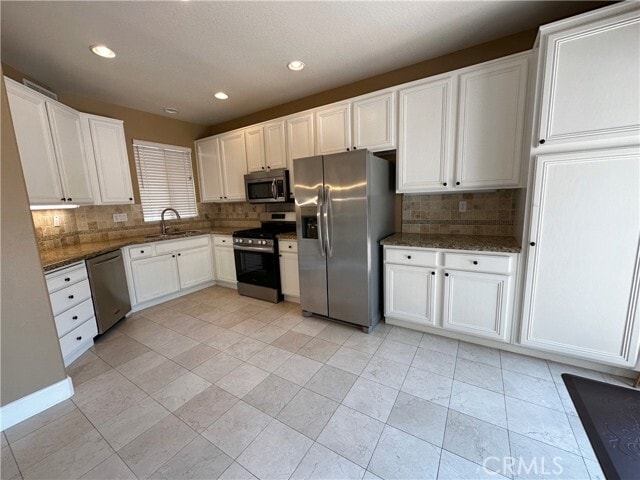 Building Photo - 23 Niblick Ln