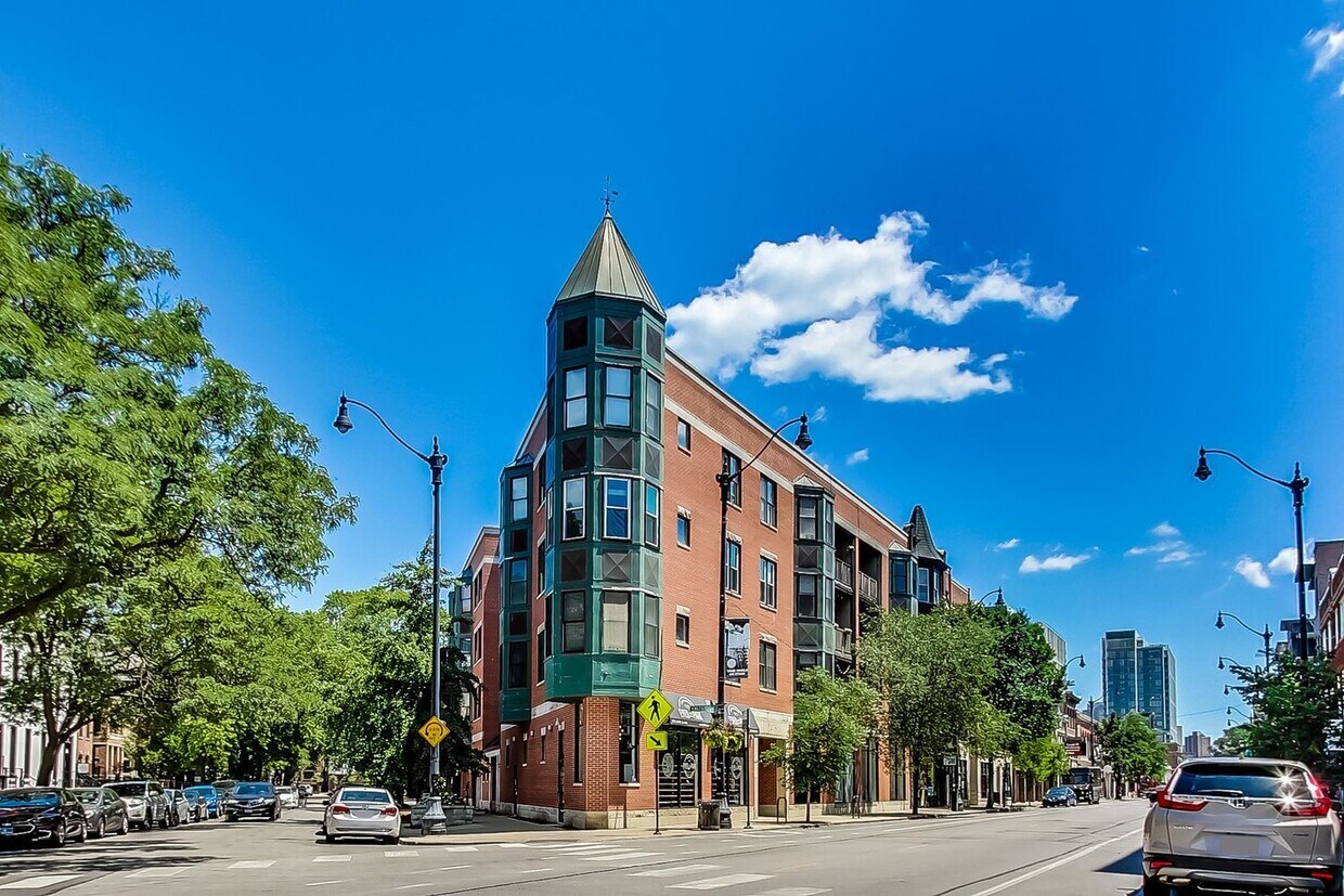 Foto principal - 845 W Altgeld St