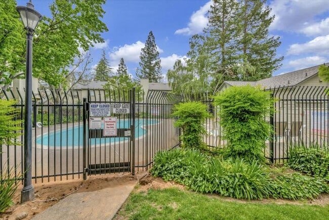 Photo - 1 Bedroom, 1 Bathroom Condo