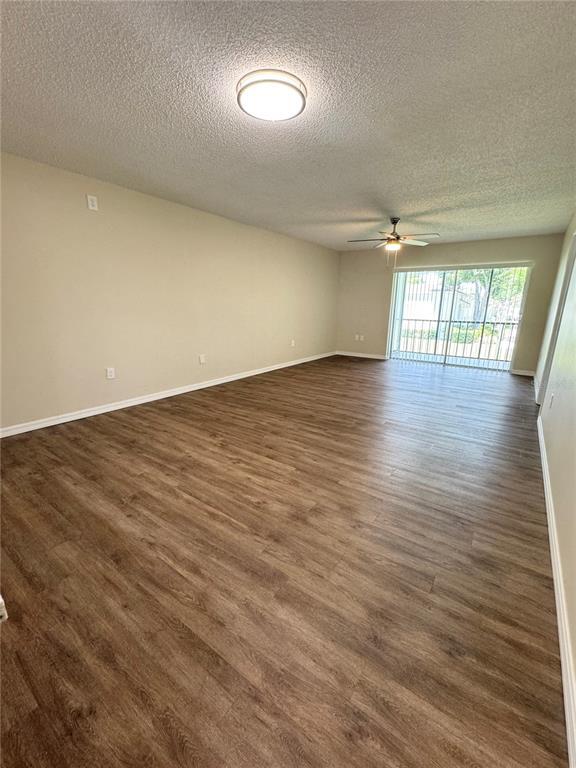 Foto del edificio - 134 Cypress Ct