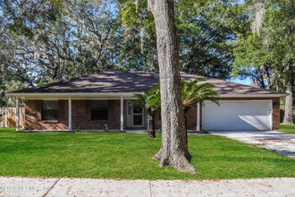 Building Photo - 12620 Dunraven Trail