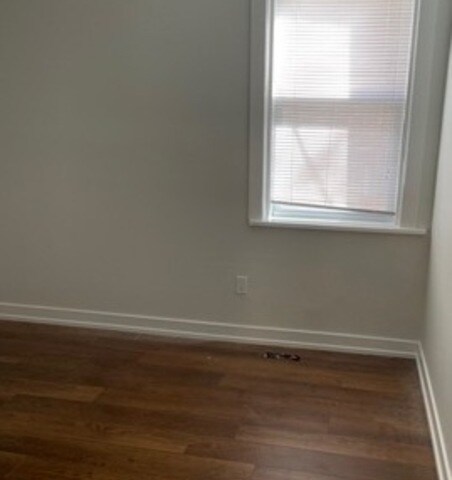Foto del edificio - 2835 N Auxplaines St