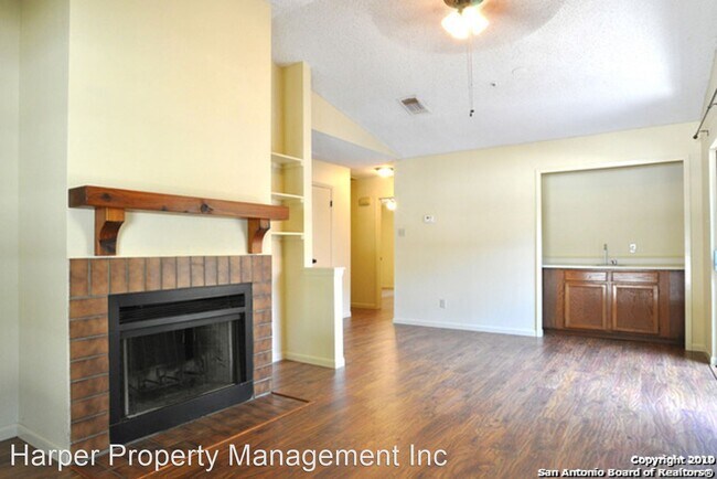 Building Photo - 2 br, 1 bath House - 8511 Stonebridge