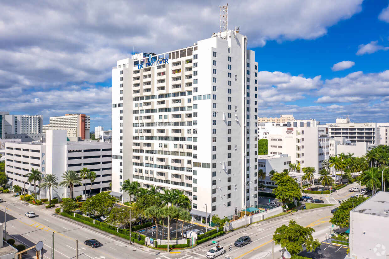 Primary Photo - Dominion Tower