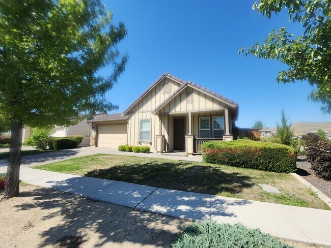 Foto del edificio - Beautiful home in Kiley Ranch.