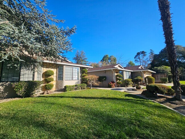 Building Photo - Spacious Willow Glen Home nestled near the end of a quiet cul-de-sac.