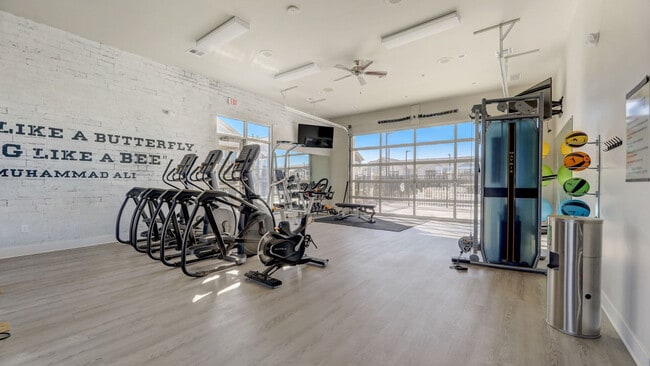 Foto del edificio - Springs at Stadium Village