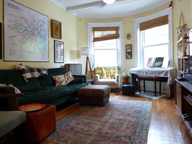 Foto del edificio - 132 Coolidge St