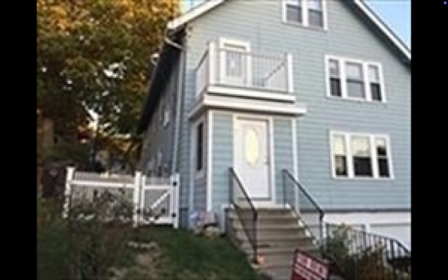 Foto del edificio - 101 Hillside Rd