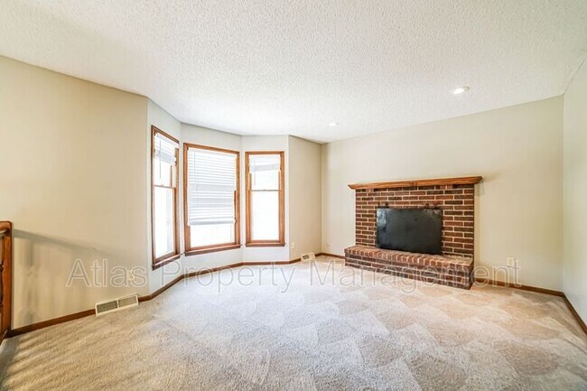 Building Photo - 208 Richfield Ct