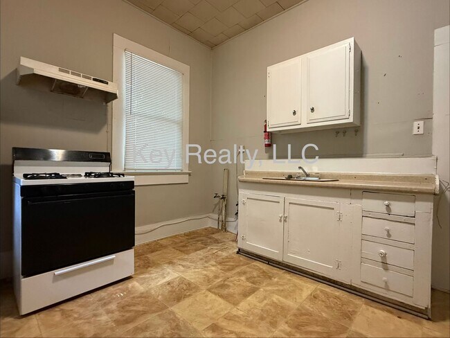 Foto del edificio - 612-B 18th St