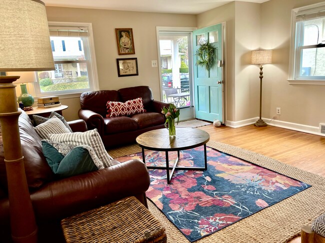 Foto del edificio - 2426 Chestnut Ave