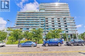 Building Photo - 120 Bayview Ave