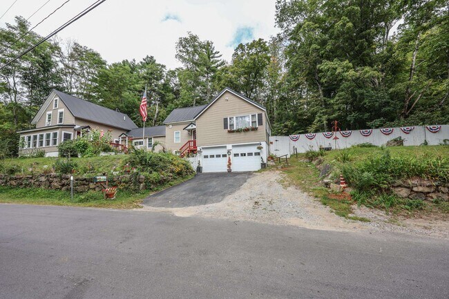 Building Photo - 2146 E Washington Rd