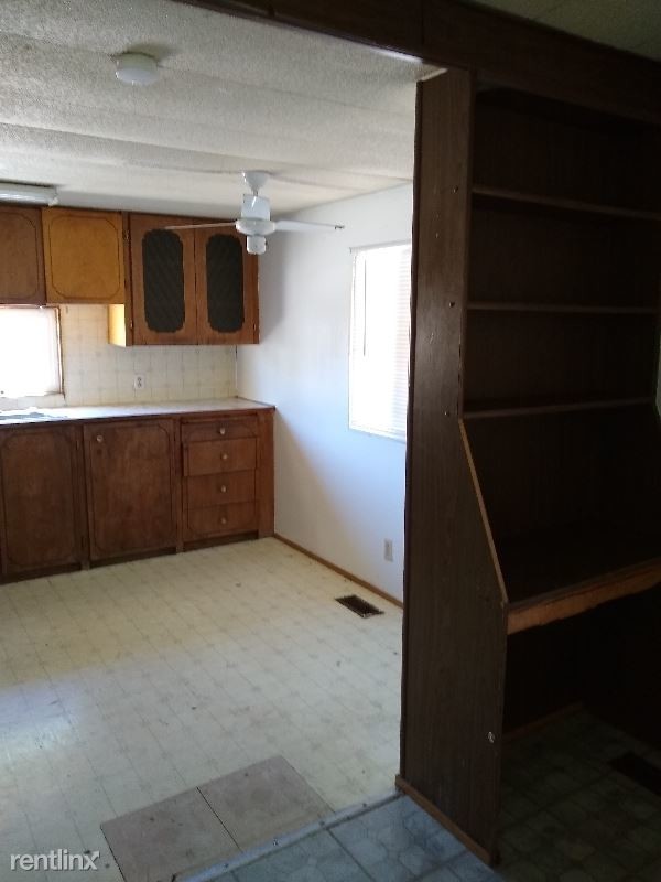 Building Photo - 30 N 800 W