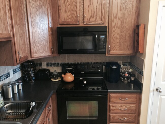 Building Photo - 311 Gilman Ln