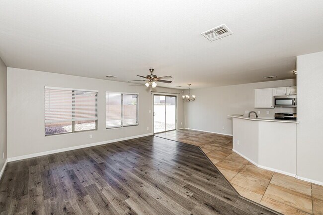 Foto del edificio - 6517 Coffeeville Creek Dr