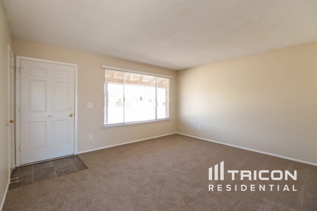 Building Photo - 18040 N 20th Ave