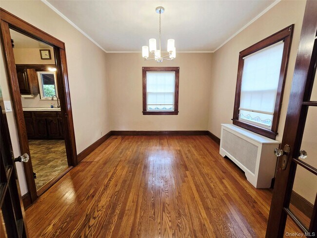 Foto del edificio - 190 Bryant Ave