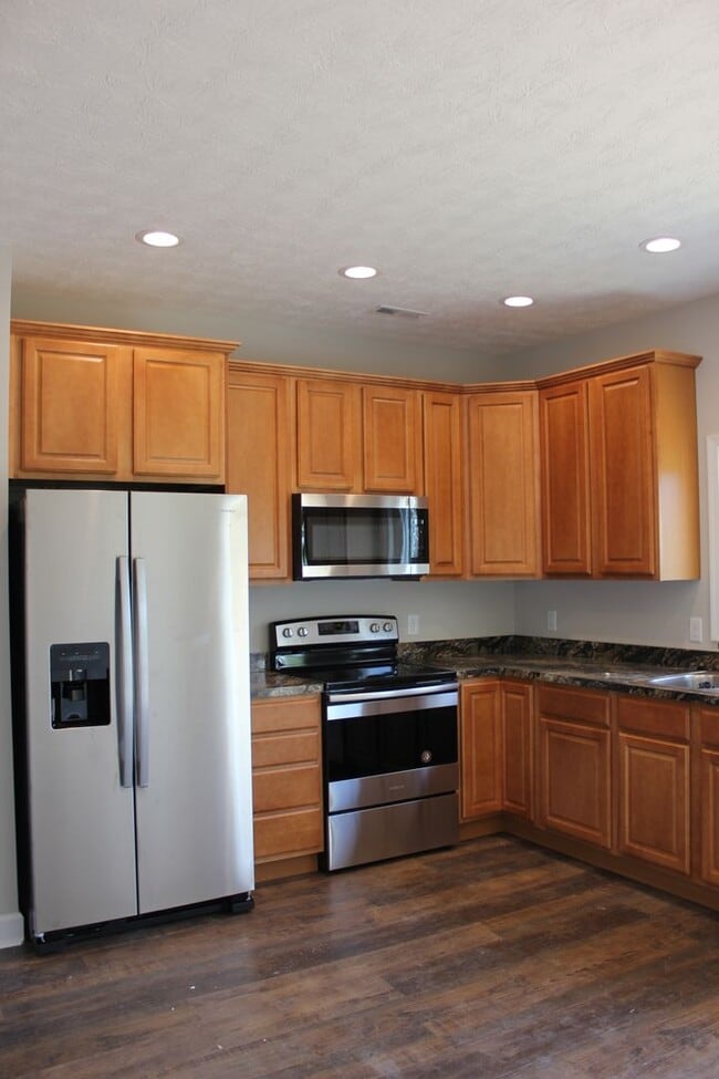 Building Photo - 171 Cedar Point Ln