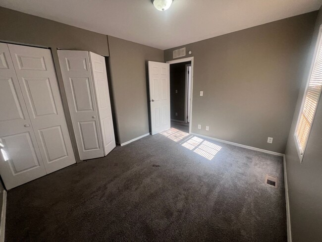 Building Photo - 3/1 Home with recent updates