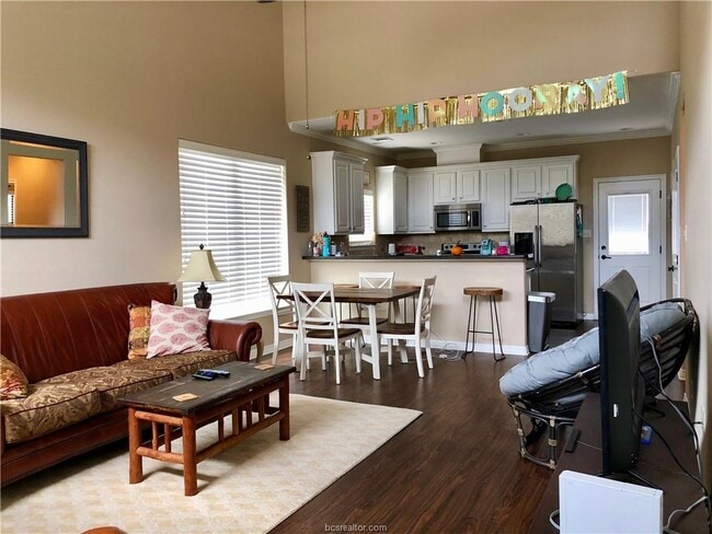 Foto del edificio - 1707 Boardwalk Ct
