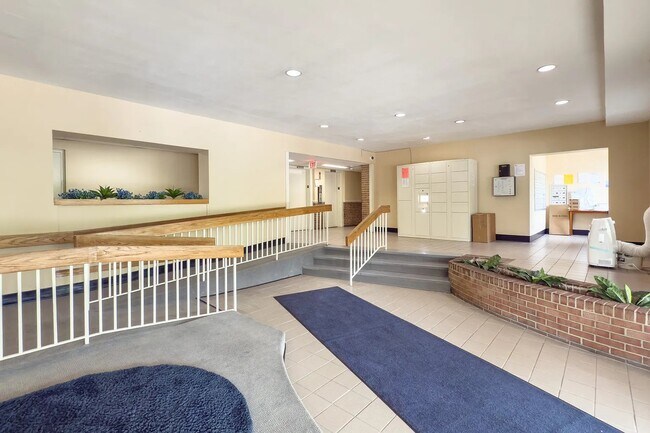 Foto del edificio - 750 S Dickerson St