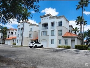Building Photo - 11016 Legacy Dr