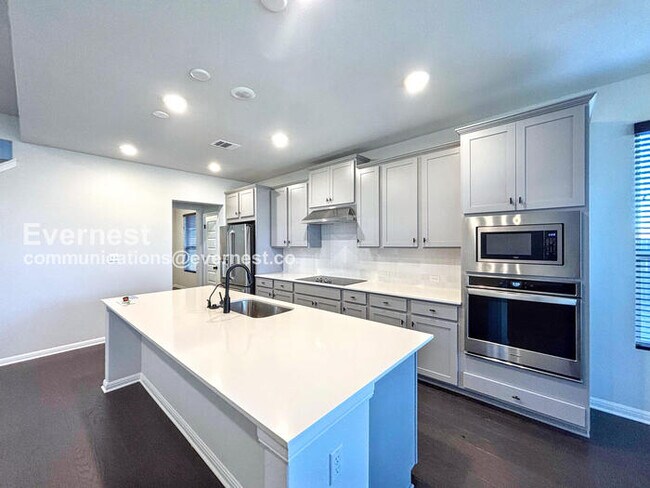 Foto del edificio - 102 Santo Spirit Road