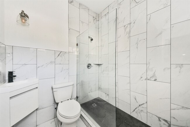 Foto del edificio - 4720 McKinney St