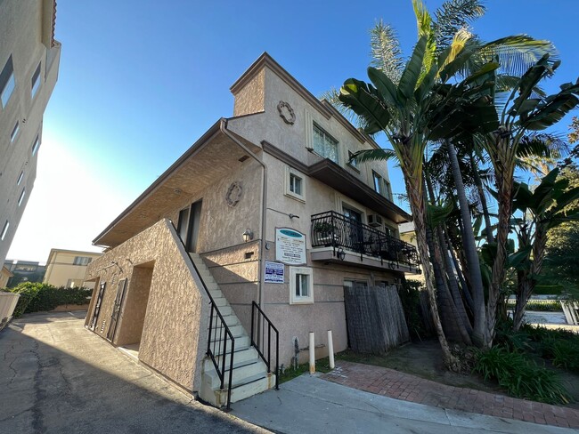 Foto del edificio - 3735 S Canfield Ave