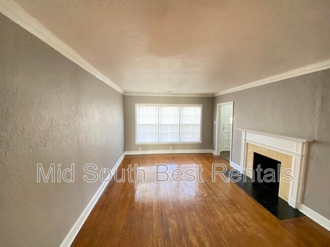 Foto del edificio - 2000 North Pkwy