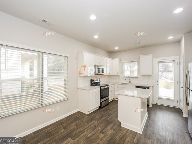 Foto del edificio - 3654 Madison St