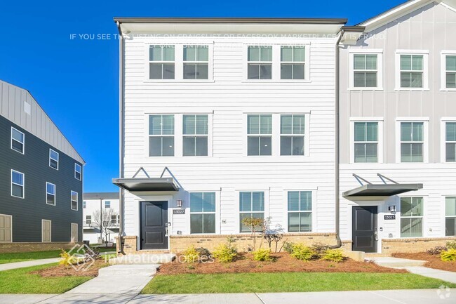 Building Photo - 13027 Western Ln