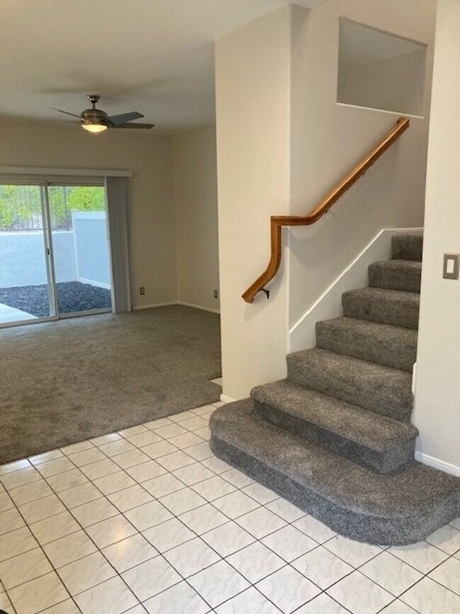 Foto del edificio - 3 Bedroom 3 Bath Home Located in the gated...