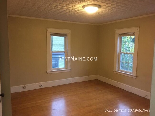 Building Photo - 148 Essex St